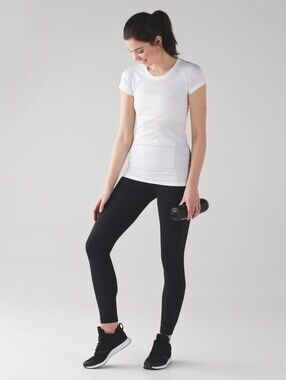 Lululemon Swiftly Tech SS Short Sleeve White Size 6